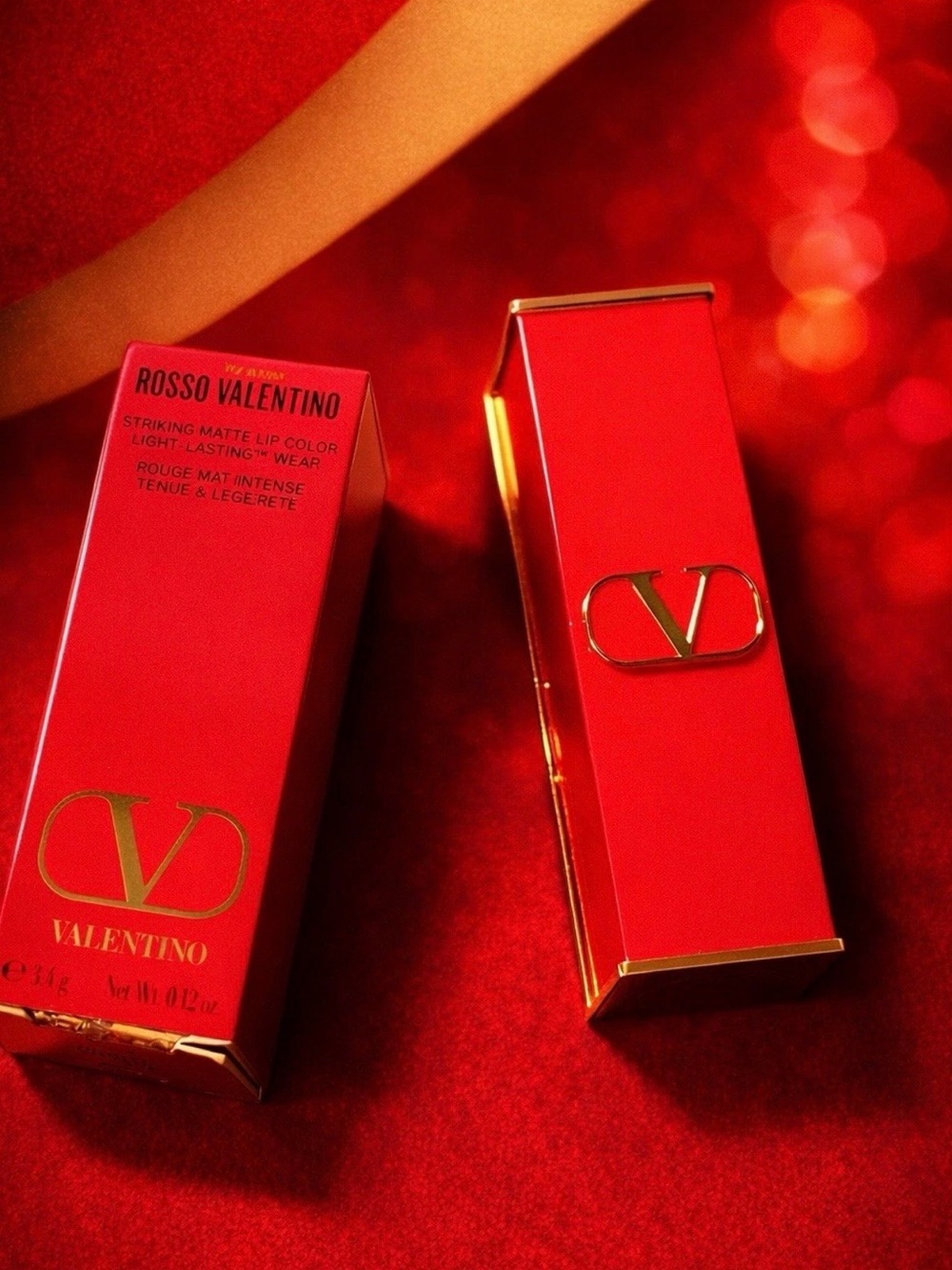 Valentino Rosso Matte Lipstick — undressed velvet 111A - Picture 3 of 4